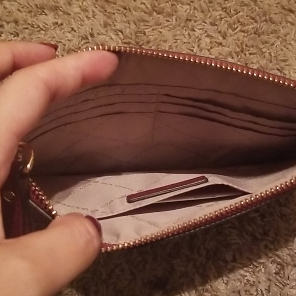 Wristlet - Picture 4 of 5